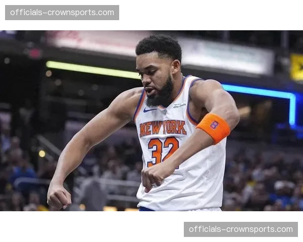 尼克斯唐斯26+15关键篮板,内线优势成为比赛决胜因素